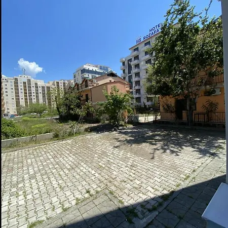 Geri Apartment *